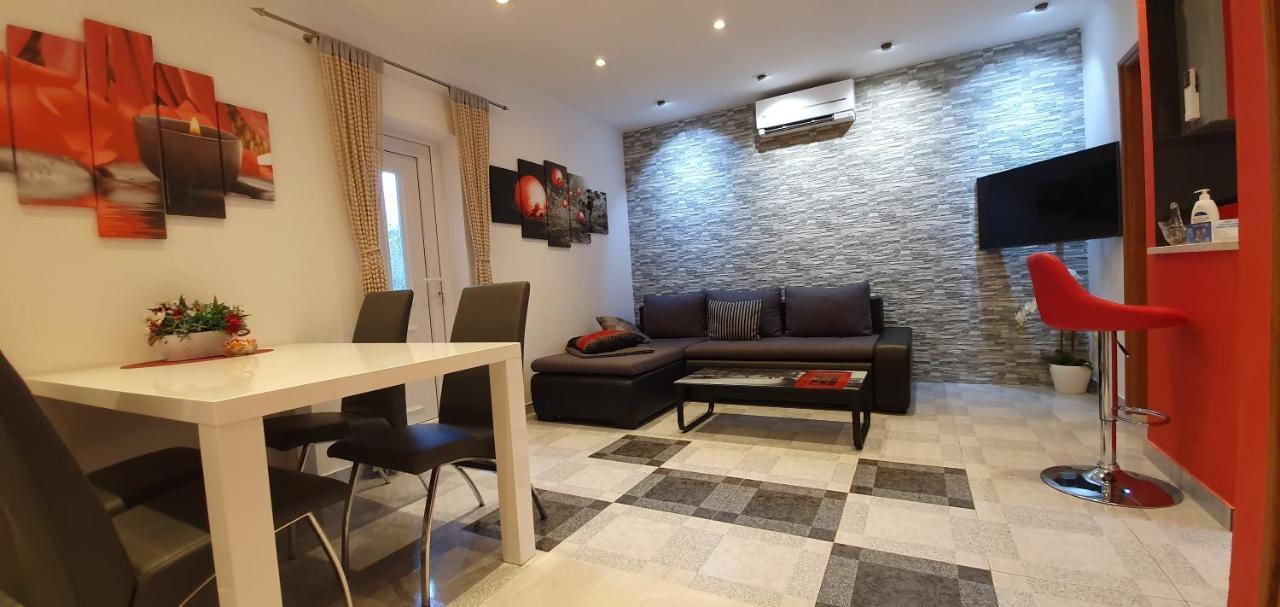 Holiday Home Jass Near Makarska Zagvozd エクステリア 写真